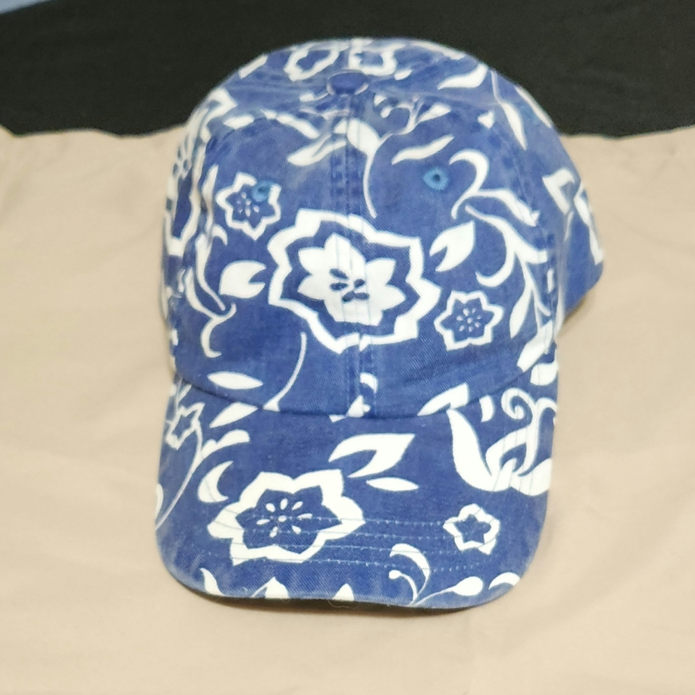 Sansun denim floral hat.